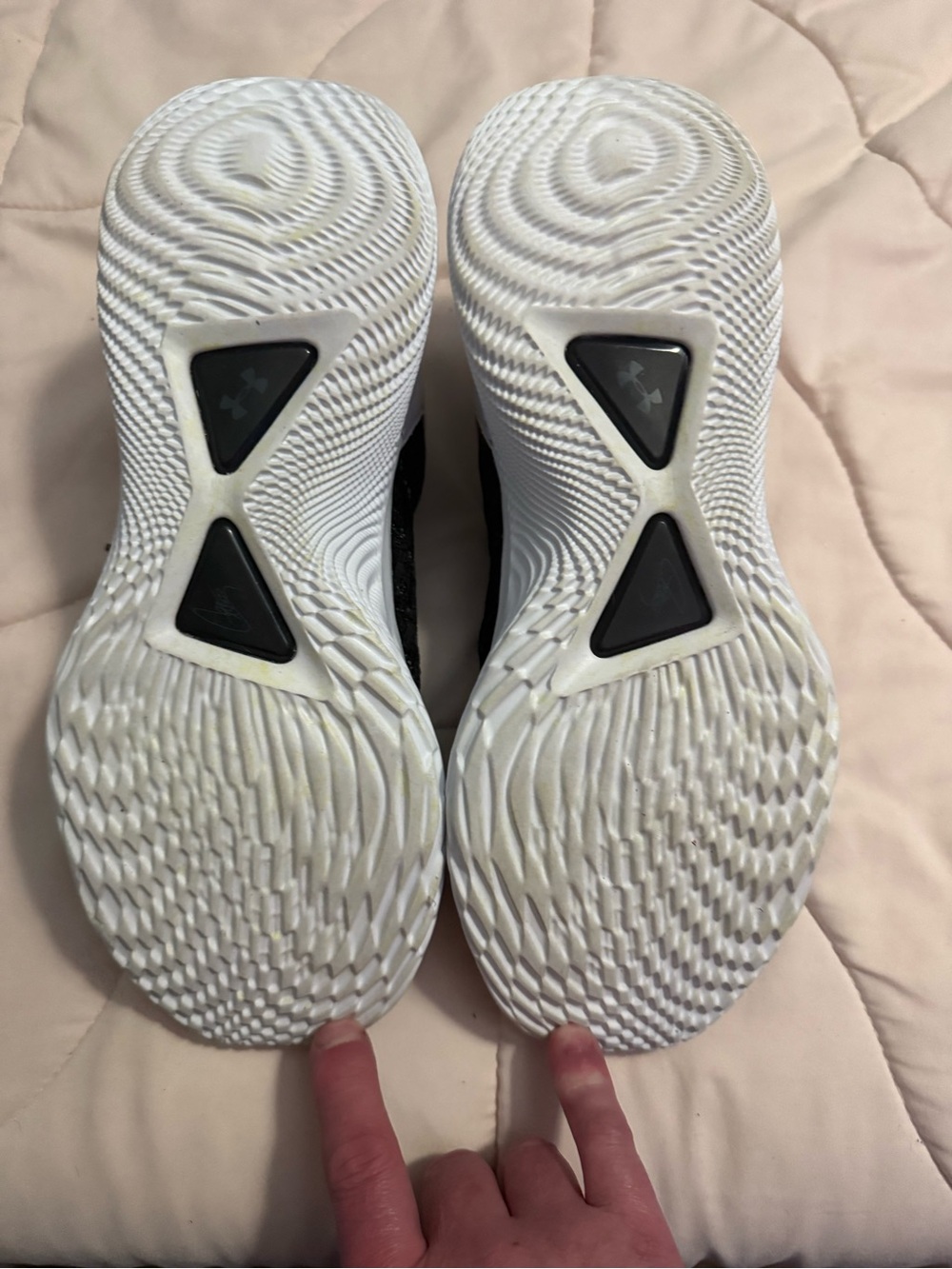 Under Armour Curry 9 Men's Black and White Athletic Shoes - Picture 6 of 6